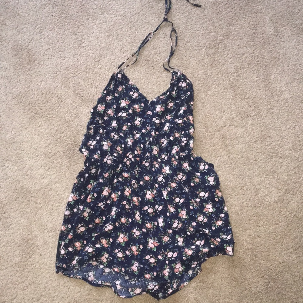 Backless floral romper